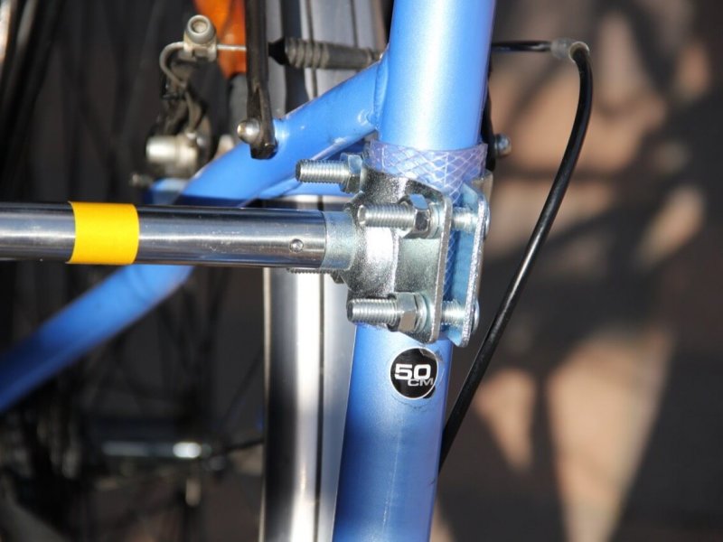 Montage Trixie Bike Set 9: Fest eingerasteter Abstandhalter