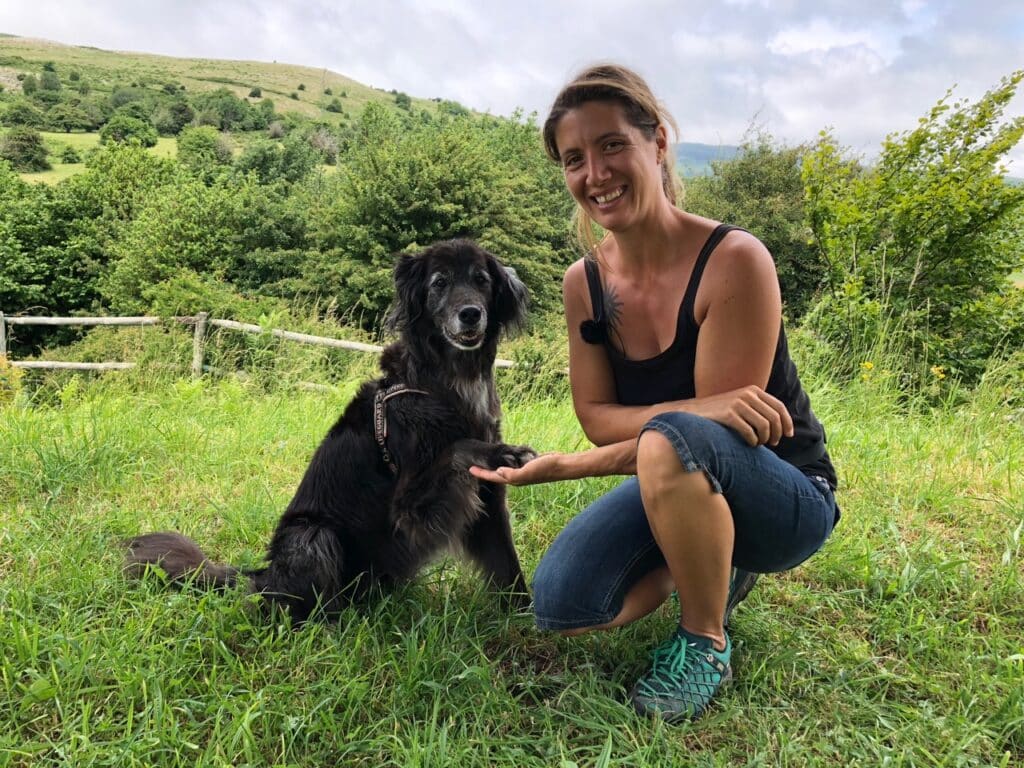 Nima und ihre verstorbene Hündin Luna