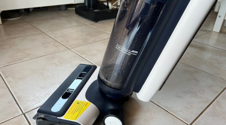 Mit dem Tineco Floor One S6 Flashdry Pet gleichzeitig saugen und wischen – unser Test