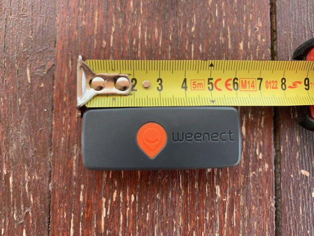 Der Weenect XS ist tatsächlich klein und handlich.